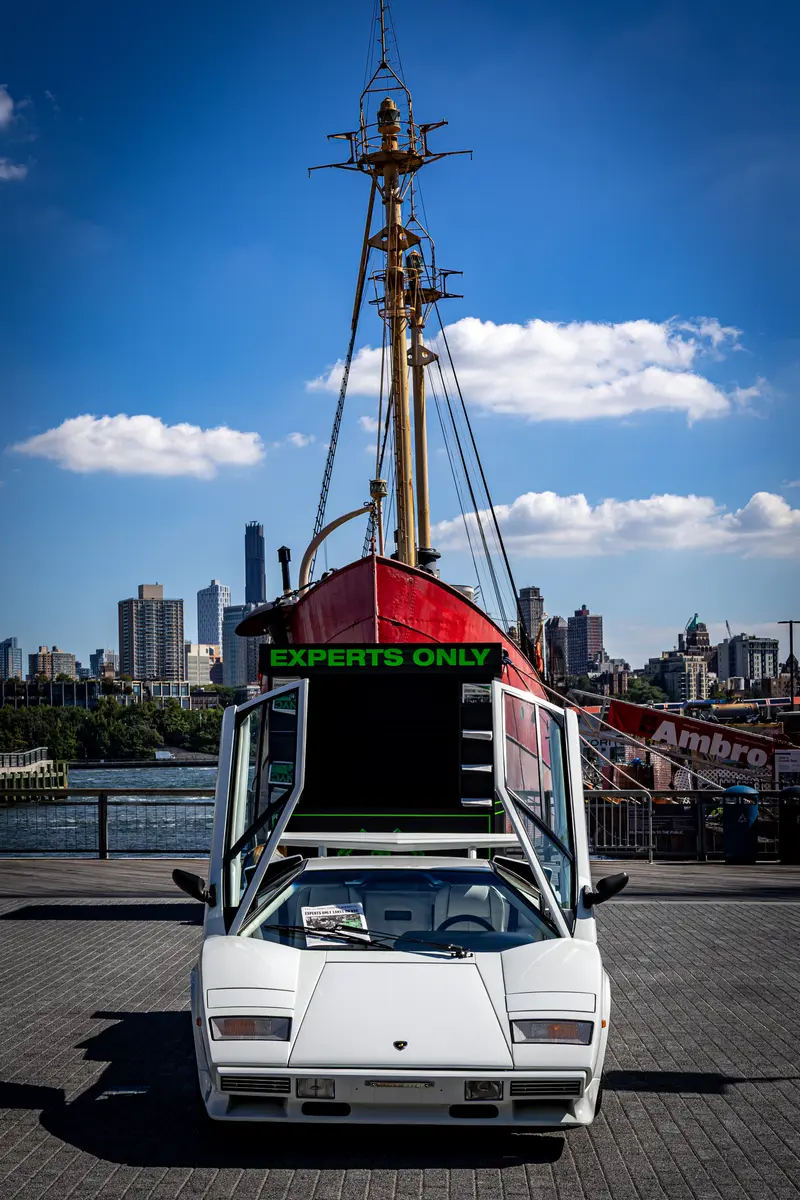 1990 Lamborghini Countach — photo 4 of 14