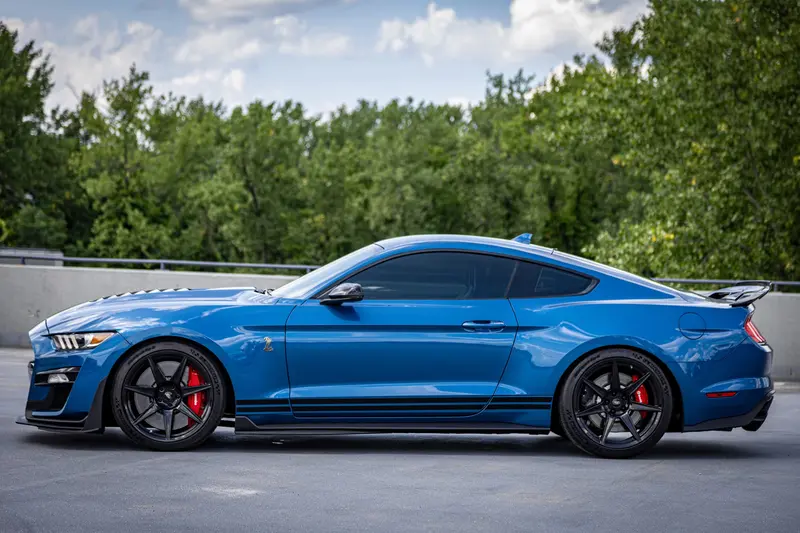 Ford Mustang GT500 — photo 4 of 17