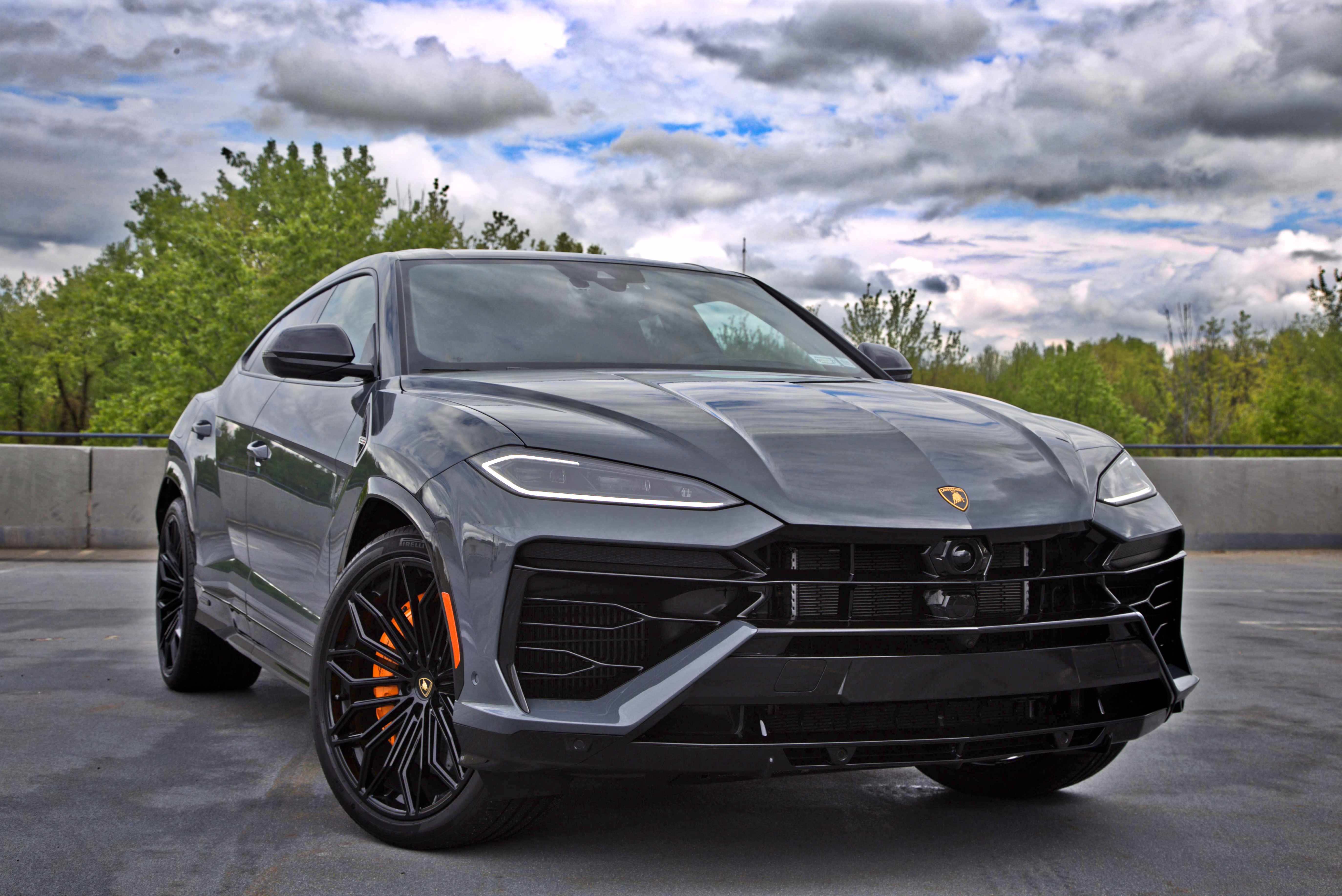 Lamborghini Urus SE — photo 2 of 12