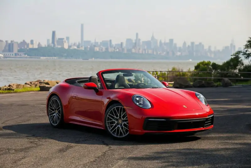 Porsche 911 Carrera Cab